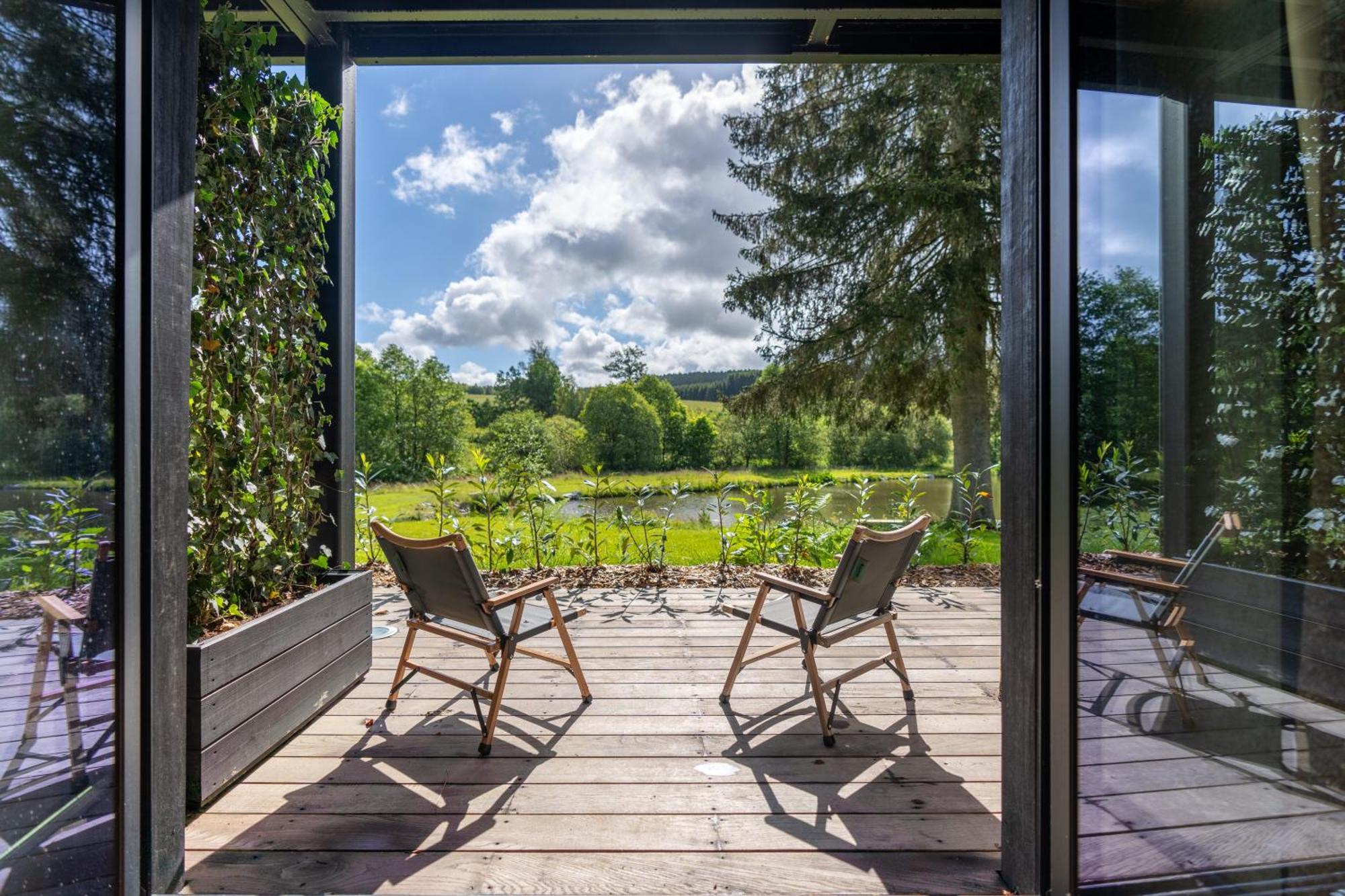 Hillview Resort Grandvoir Neufchateau Bagian luar foto