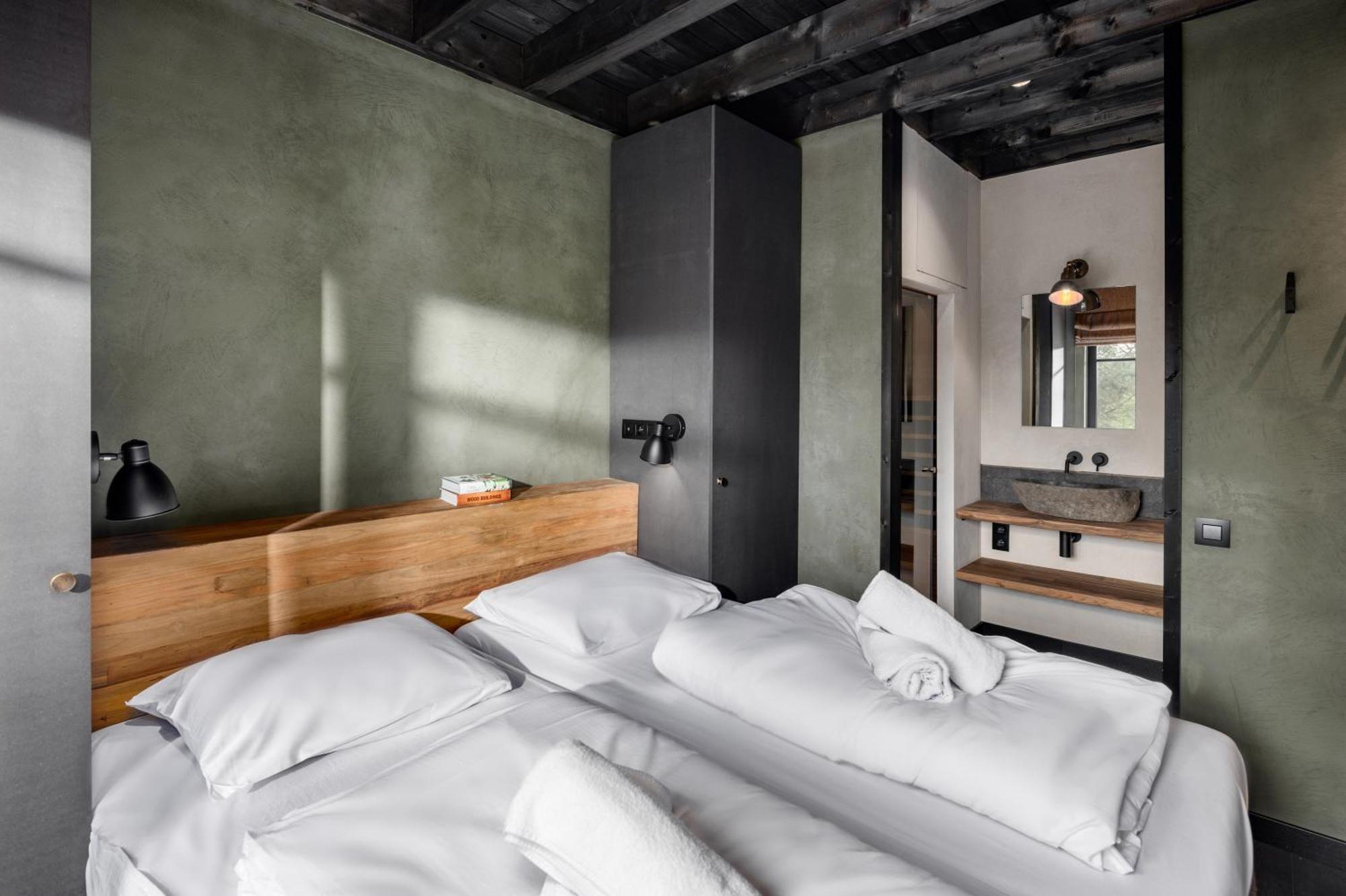 Hillview Resort Grandvoir Neufchateau Bagian luar foto