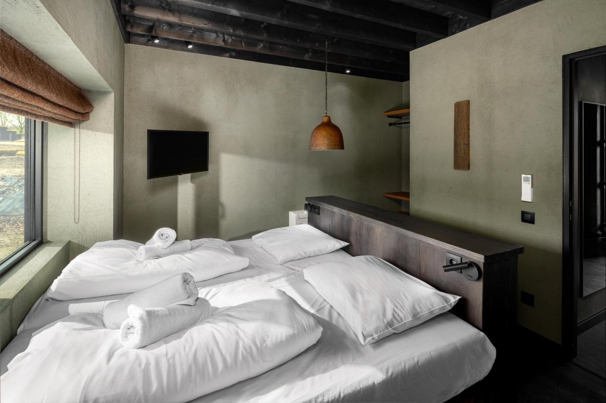 Hillview Resort Grandvoir Neufchateau Bagian luar foto