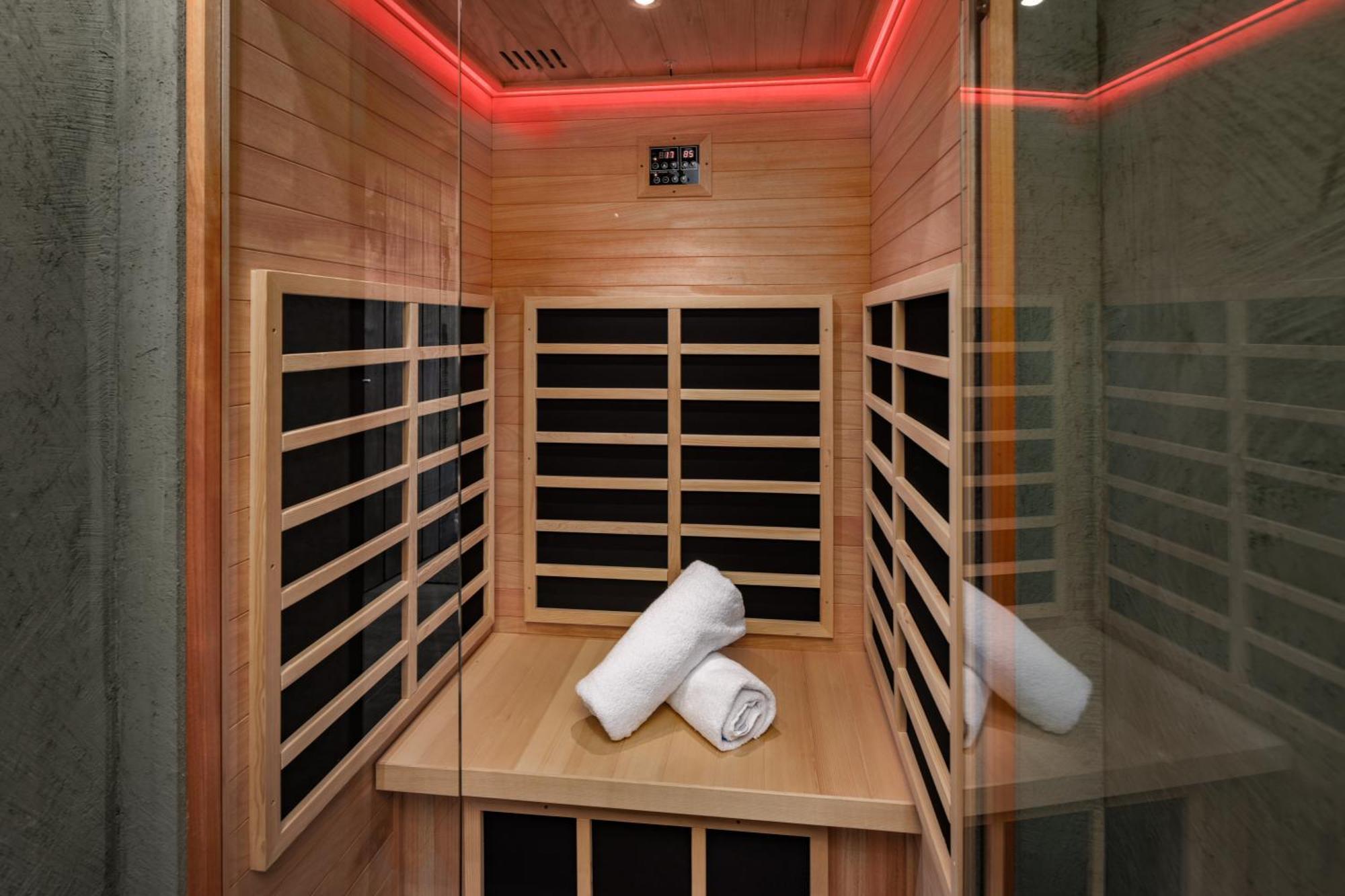 Hillview Resort Grandvoir Neufchateau Bagian luar foto